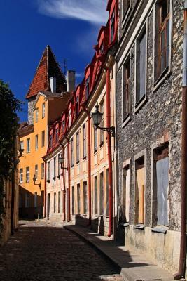 Read Narrow Street in Tallinn Estonia Journal: 150 Page Lined Notebook/Diary - NOT A BOOK | PDF
